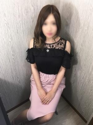 かりん【経験極少ロリ系美少女】