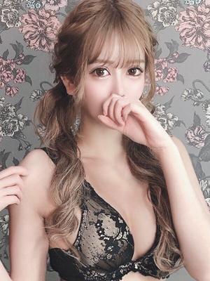 ニーナ