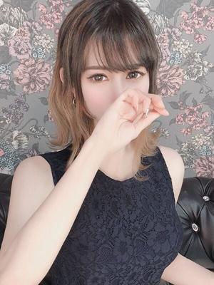 レア (8位)
