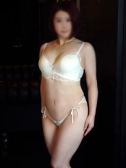 村上ひとみ（派遣妻・池袋のデリヘル嬢）