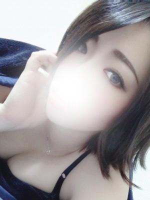 かれは
