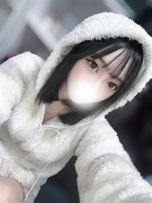 夏凪ゆめな