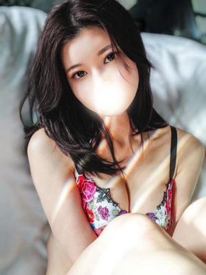 あきな