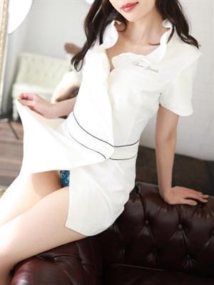 深山まいな