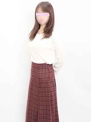 栗原めぐ