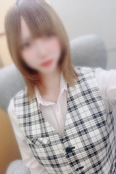 本田いおり（淫乱OL派遣商社 斉藤商事）