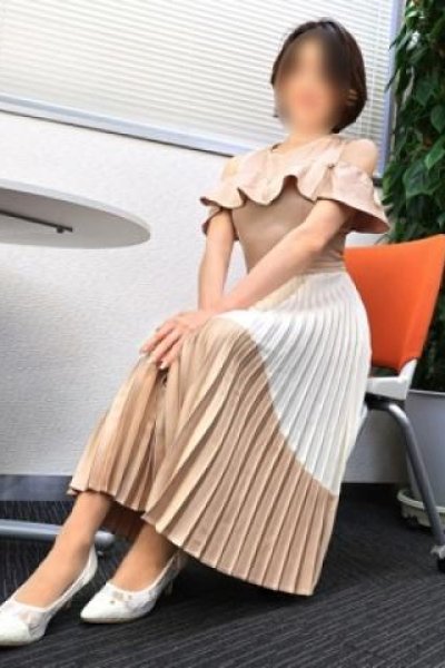 瑠李子（東京人妻フォーシーズンズ・渋谷のデリヘル嬢）