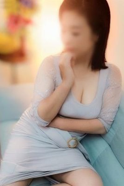 えみ（半熟ばなな 錦糸町・錦糸町の人妻デリヘル）