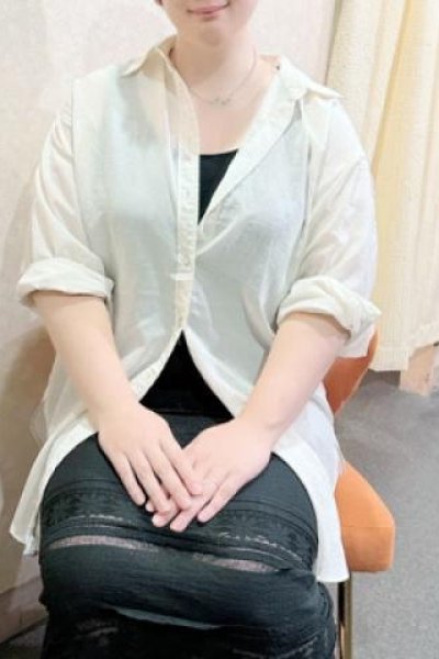 八江さくら（ほっこりーヌ谷九店・谷町九丁目の激安ホテヘル）