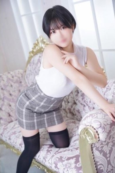 りり（アート姫 のぞき部屋・名古屋のデリヘル嬢）