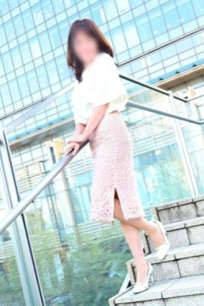 瑠南（東京人妻フォーシーズンズ・渋谷のデリヘル嬢）