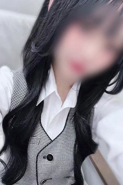 篠宮るあ