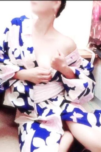 岩下しの（松戸人妻花壇）