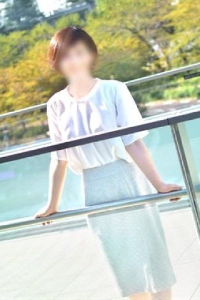 遥香（東京人妻フォーシーズンズ・渋谷のデリヘル嬢）