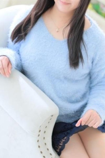 千葉 なぎさ（ほっこりーヌ谷九店・谷町九丁目の激安ホテヘル）