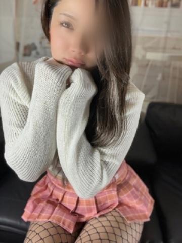かれん（ハンドリング那覇亀頭責め専門店・那覇のデリヘル嬢）