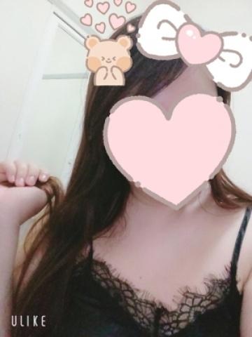 みな（ハンドリング那覇亀頭責め専門店・那覇のデリヘル嬢）