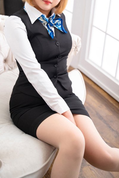 エリー（艶女別館(アデージョベッカン)・大塚のコスプレ風俗店）