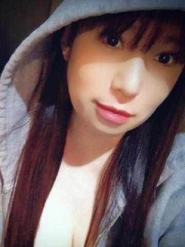美月｜みづき（ハンドリング那覇亀頭責め専門店・那覇のデリヘル嬢）