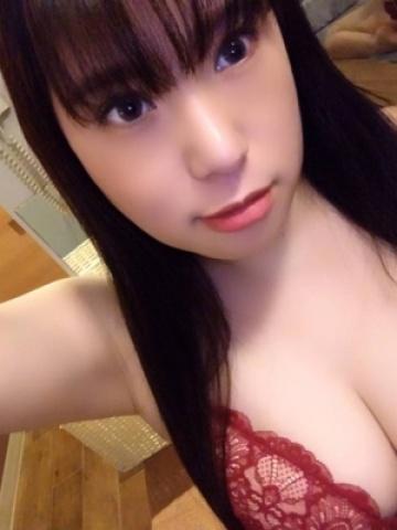 美月｜みづき（ハンドリング那覇亀頭責め専門店・那覇のデリヘル嬢）