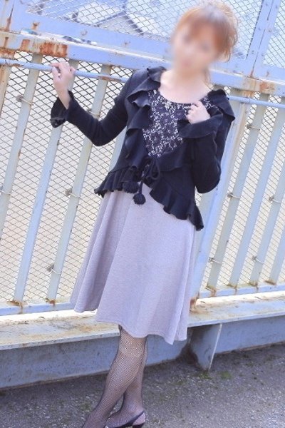 あやの（桃色奥様・松戸の人妻デリヘル）