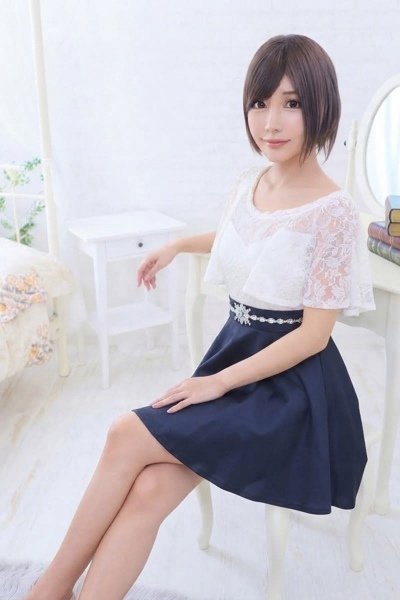 ころん（桃色奥様・松戸の人妻デリヘル）