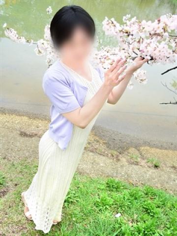 千尋（東京人妻フォーシーズンズ・渋谷のデリヘル嬢）