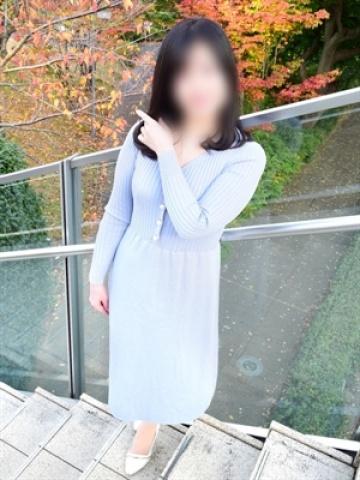 和子（東京人妻フォーシーズンズ・渋谷のデリヘル嬢）