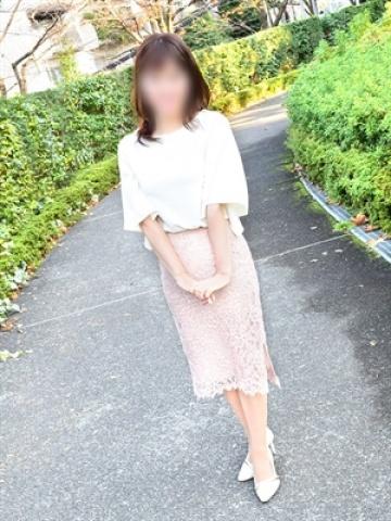 瑠南（東京人妻フォーシーズンズ・渋谷のデリヘル嬢）