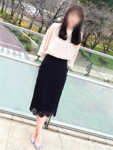 綾奈（東京人妻フォーシーズンズ・渋谷のデリヘル嬢）