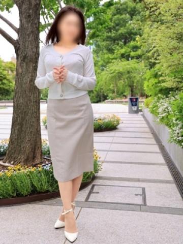結衣（東京人妻フォーシーズンズ・渋谷のデリヘル嬢）