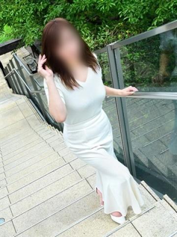 実優（東京人妻フォーシーズンズ・渋谷のデリヘル嬢）