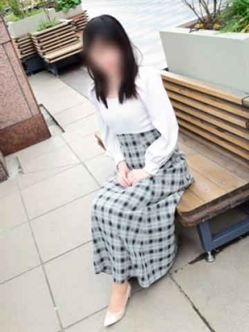 萌（東京人妻フォーシーズンズ・渋谷のデリヘル嬢）