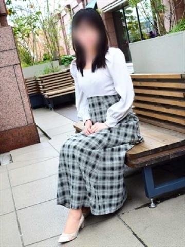 萌（東京人妻フォーシーズンズ・渋谷のデリヘル嬢）