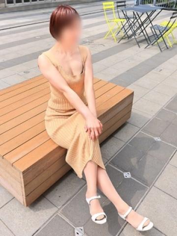 圭（東京人妻フォーシーズンズ・渋谷のデリヘル嬢）