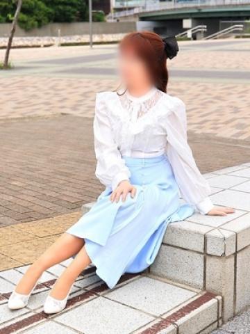 百合亜（東京人妻フォーシーズンズ・渋谷のデリヘル嬢）