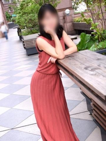 若菜（東京人妻フォーシーズンズ・渋谷のデリヘル嬢）