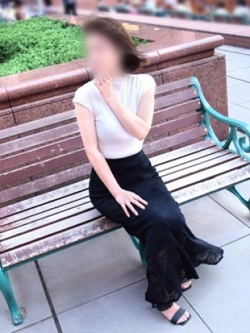 誉（東京人妻フォーシーズンズ・渋谷のデリヘル嬢）