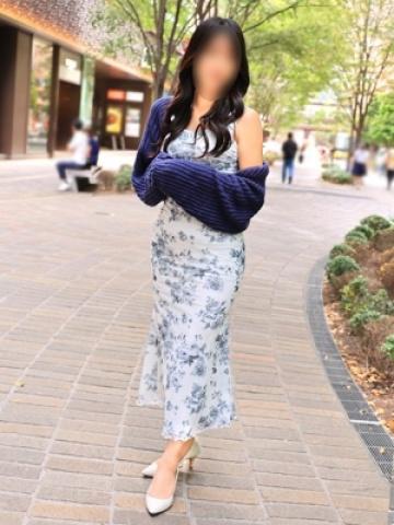 里美（東京人妻フォーシーズンズ・渋谷のデリヘル嬢）