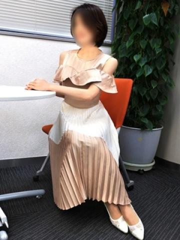 瑠李子（東京人妻フォーシーズンズ・渋谷のデリヘル嬢）