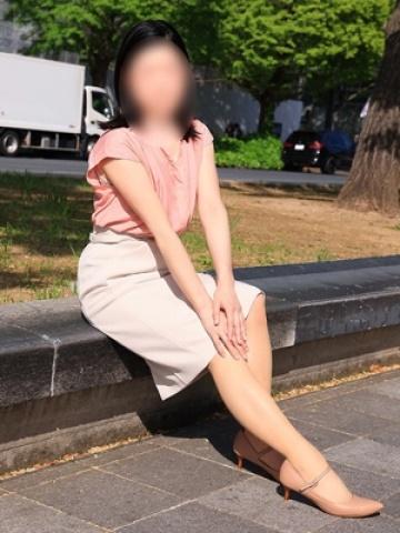 佳凛（東京人妻フォーシーズンズ・渋谷のデリヘル嬢）