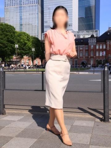 佳凛（東京人妻フォーシーズンズ・渋谷のデリヘル嬢）