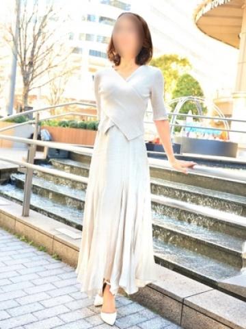 和美（東京人妻フォーシーズンズ・渋谷のデリヘル嬢）