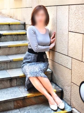 亜理沙（東京人妻フォーシーズンズ・渋谷のデリヘル嬢）