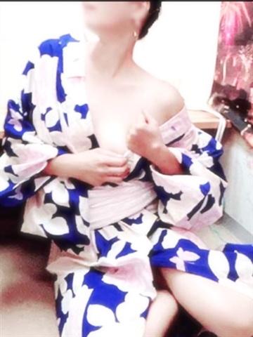 岩下しの（松戸人妻花壇・松戸の人妻デリヘル）