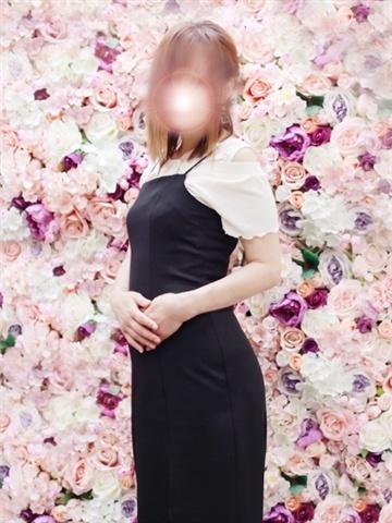 秋山なつみ（松戸人妻花壇・松戸の人妻デリヘル）