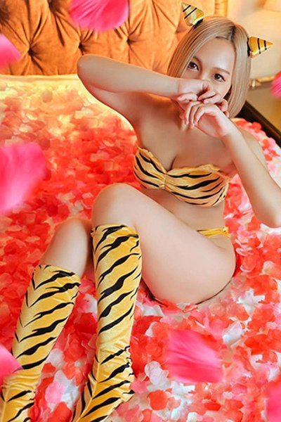 クロエ（Salon du Mーえっちなお姉さんのM性感デリバリーー大阪店・天王寺の痴女デリヘル）
