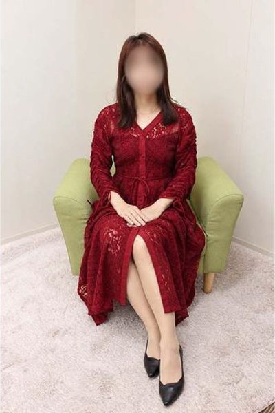 ゆり（駅待ち合わせ専門店　待ちナビ・博多の熟女待ち合わせデリヘル）