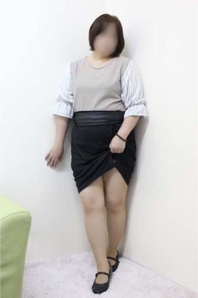 ゆいこ（駅待ち合わせ専門店　待ちナビ・博多の熟女待ち合わせデリヘル）