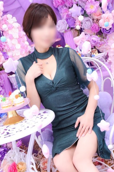ゆり（花かんざし・鶯谷の人妻デリヘル）